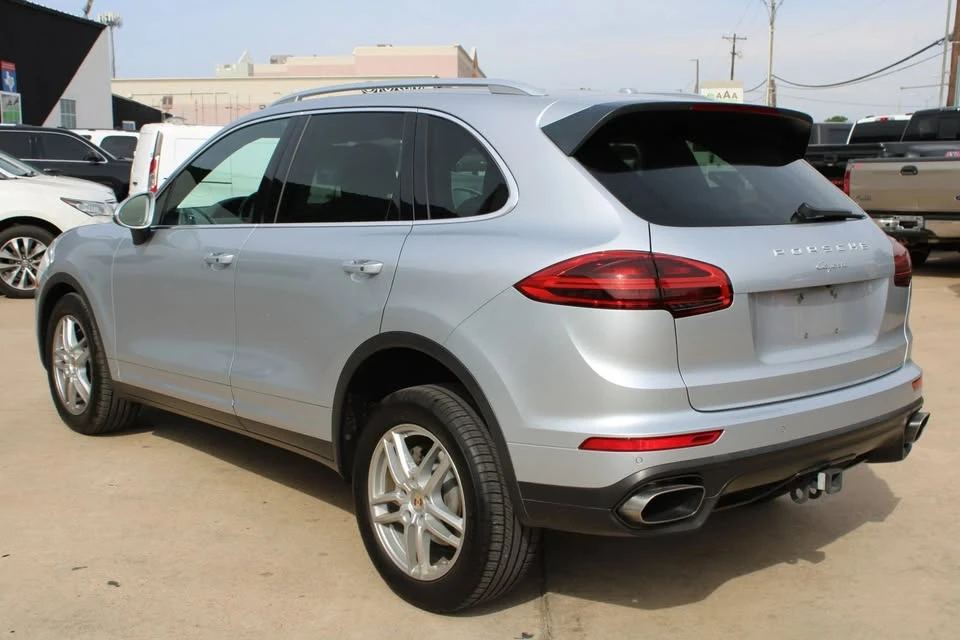 2016 Porsche 958 Cayenne - Image 5 of 20