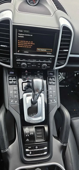 2016 Porsche 958 Cayenne - Image 13 of 20