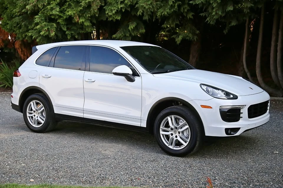 2016 Porsche 958 Cayenne - Image 8 of 20