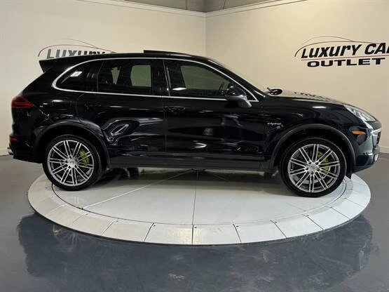 2016 Porsche 958 Cayenne - Image 6 of 20