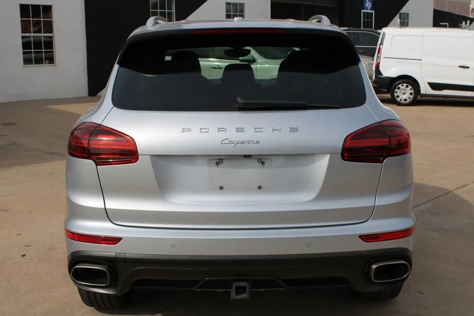 2016 Porsche 958 Cayenne - Image 6 of 20