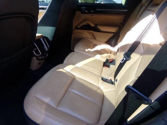 2016 Porsche 958 Cayenne - Image 16 of 20
