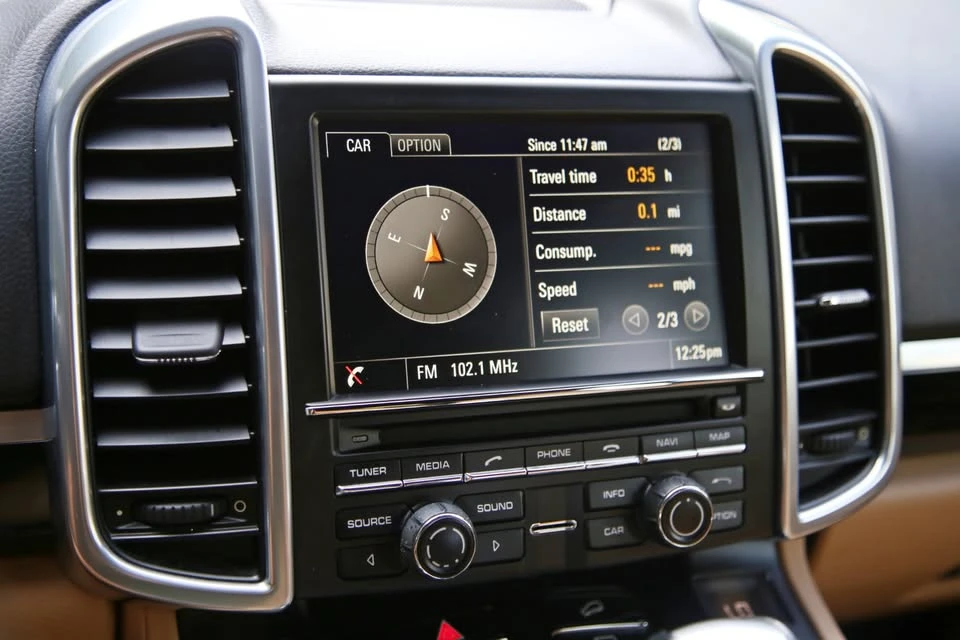 2016 Porsche 958 Cayenne - Image 19 of 20