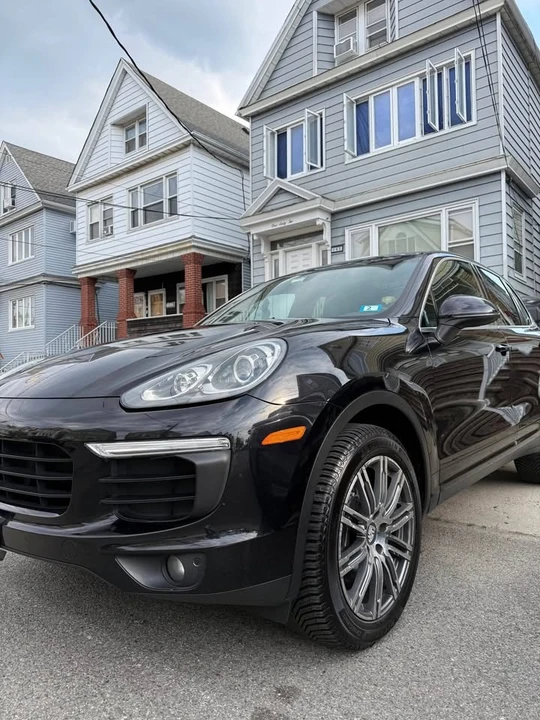 2016 Porsche 958 Cayenne - Image 3 of 13
