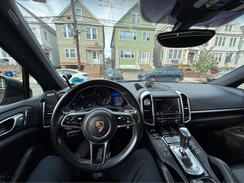 2016 Porsche 958 Cayenne - Image 11 of 13