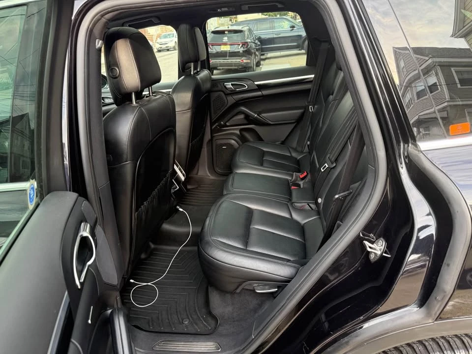 2016 Porsche 958 Cayenne - Image 7 of 13