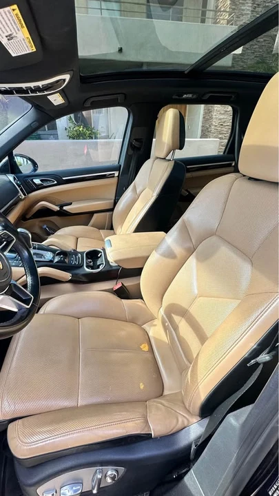 2016 Porsche 958 Cayenne - Image 10 of 14