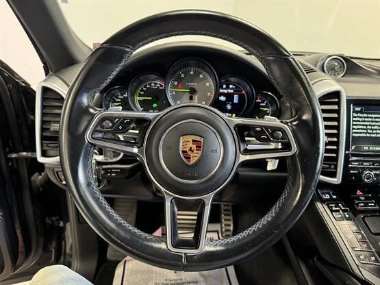 2016 Porsche 958 Cayenne - Image 16 of 20