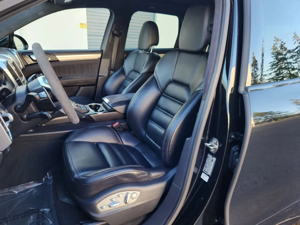2016 Porsche 958 Cayenne - Image 9 of 20