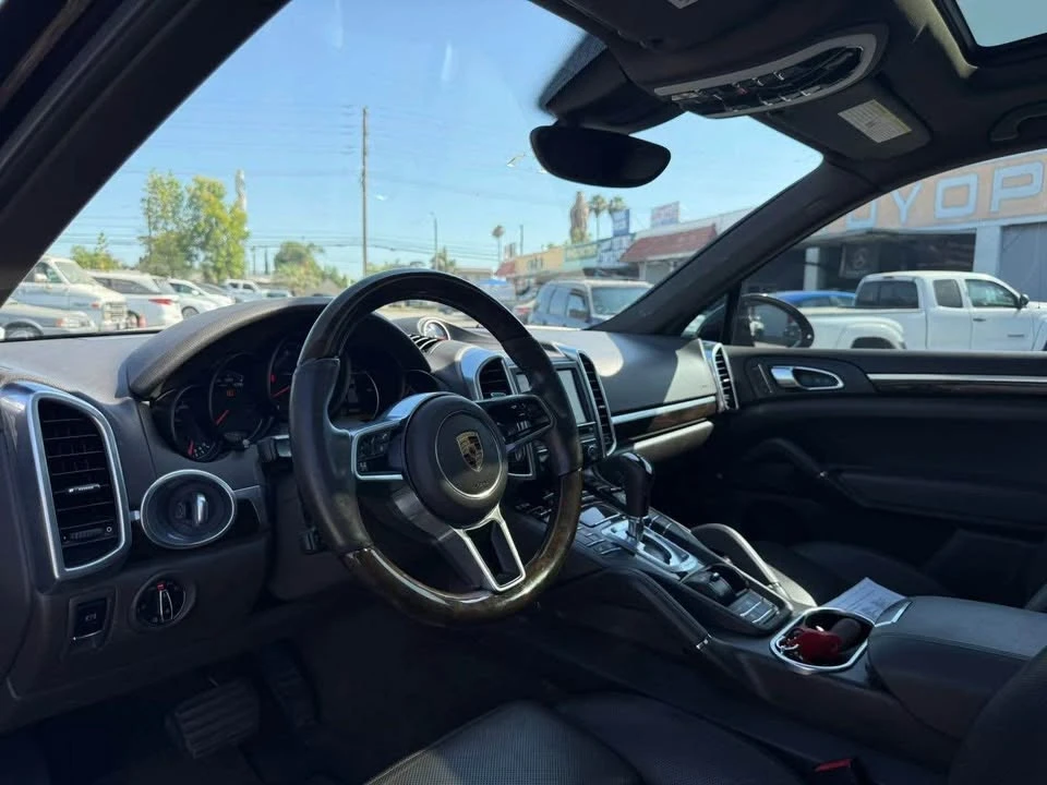 2016 Porsche 958 Cayenne - Image 7 of 7