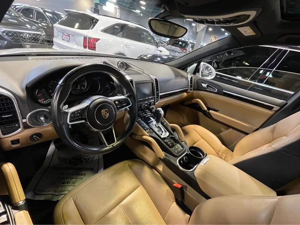 2016 Porsche 958 Cayenne - Image 6 of 8