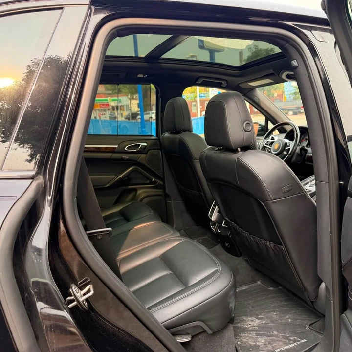 2016 Porsche 958 Cayenne - Image 7 of 10
