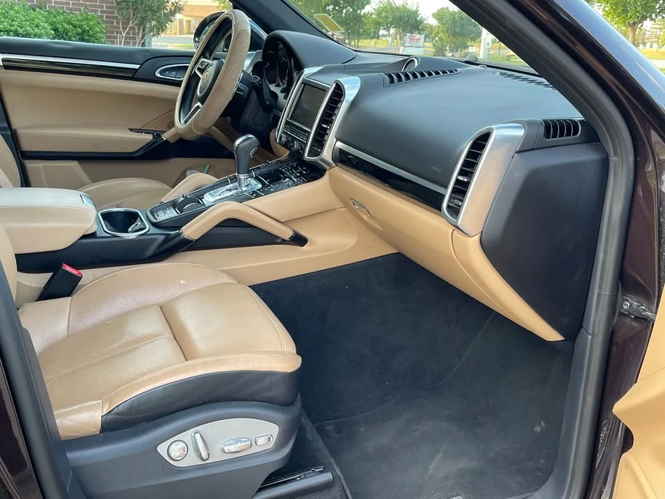 2016 Porsche 958 Cayenne - Image 6 of 9