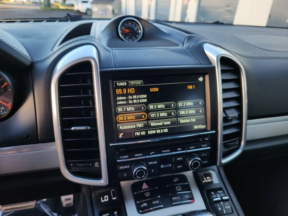 2016 Porsche 958 Cayenne - Image 17 of 20