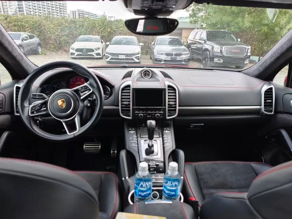 2016 Porsche 958 Cayenne - Image 10 of 14