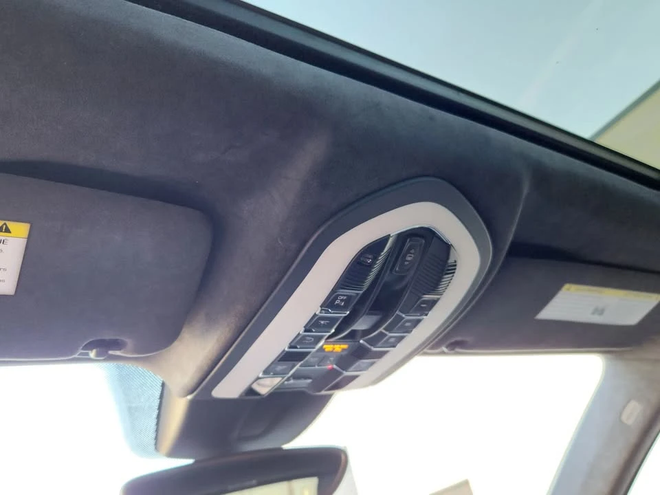 2016 Porsche 958 Cayenne - Image 19 of 20