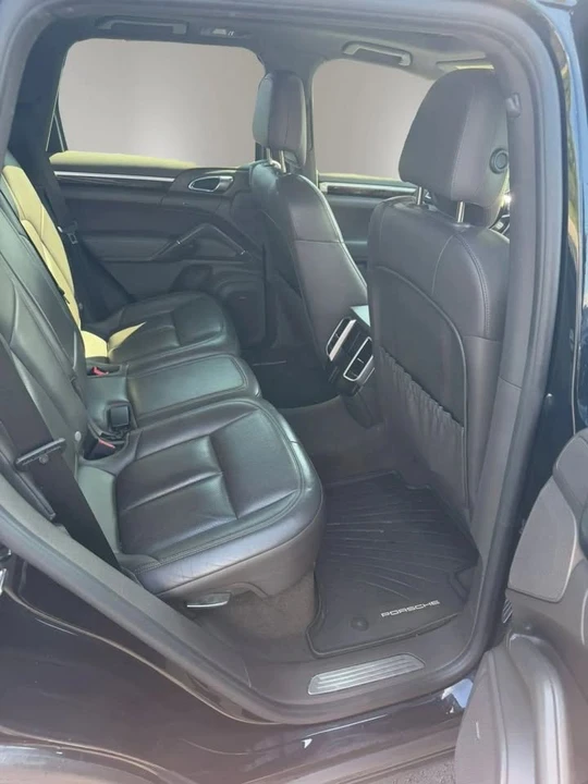 2016 Porsche 958 Cayenne - Image 15 of 16