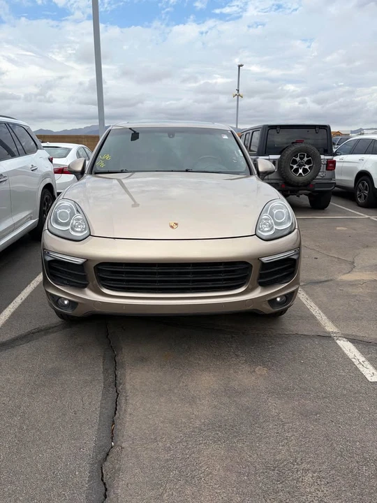 2016 Porsche 958 Cayenne - Image 2 of 5