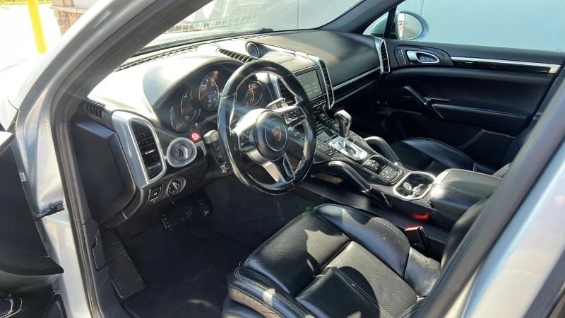 2016 Porsche 958 Cayenne - Image 4 of 20