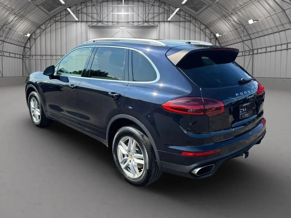 2016 Porsche 958 Cayenne - Image 5 of 16