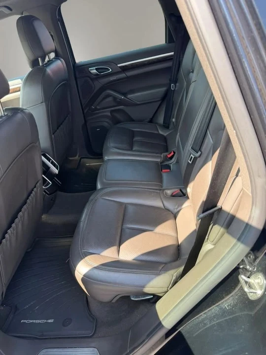 2016 Porsche 958 Cayenne - Image 16 of 16