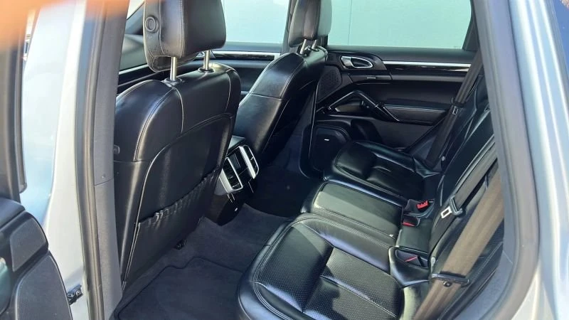 2016 Porsche 958 Cayenne - Image 5 of 20