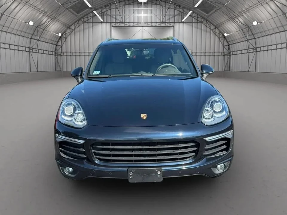 2016 Porsche 958 Cayenne - Image 2 of 16