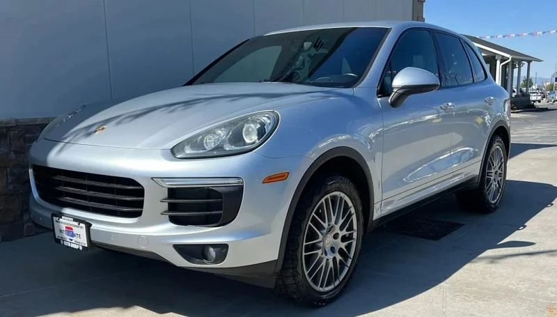 2016 Porsche 958 Cayenne - Image 2 of 20