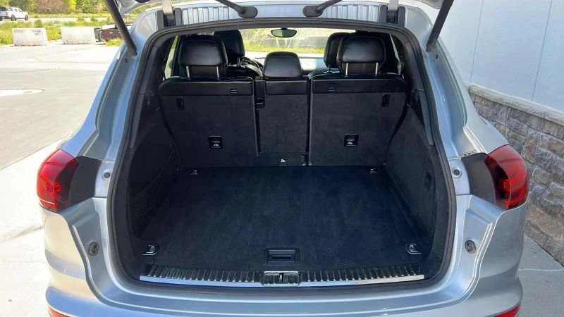 2016 Porsche 958 Cayenne - Image 14 of 20