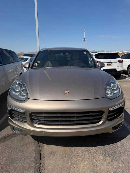 2016 Porsche 958 Cayenne - Image 2 of 6