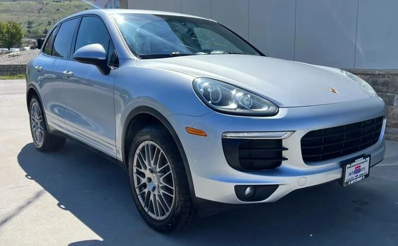 2016 Porsche 958 Cayenne - Image 19 of 20