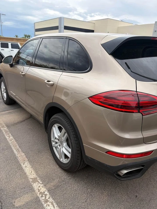 2016 Porsche 958 Cayenne - Image 4 of 5