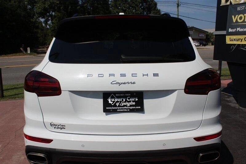 2016 Porsche 958 Cayenne - Image 6 of 20