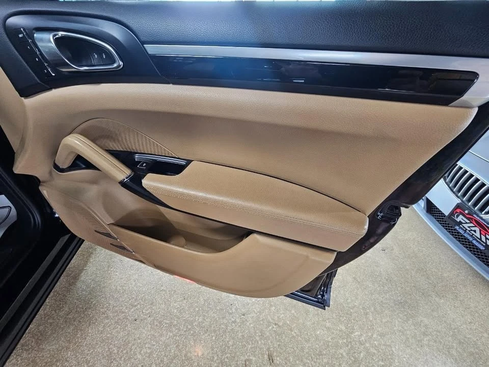 2016 Porsche 958 Cayenne - Image 10 of 20