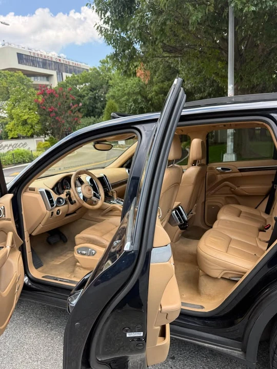 2016 Porsche 958 Cayenne - Image 3 of 11