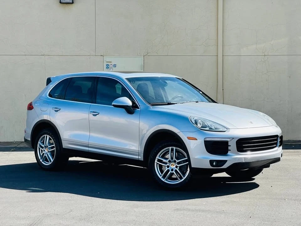 2016 Porsche 958 Cayenne - Image 2 of 18