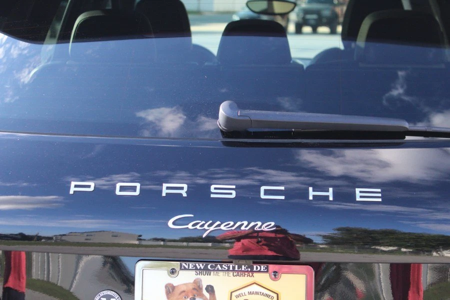2016 Porsche 958 Cayenne - Image 9 of 20