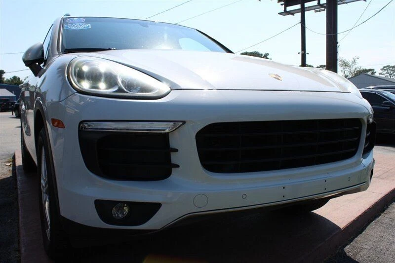 2016 Porsche 958 Cayenne - Image 7 of 20