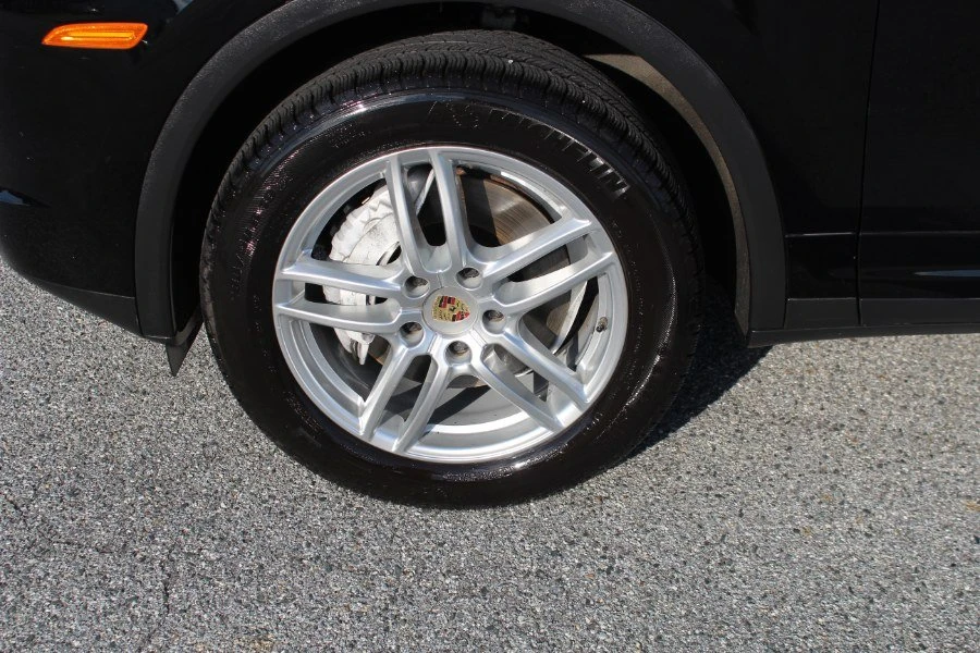 2016 Porsche 958 Cayenne - Image 15 of 20