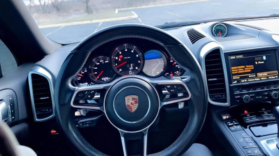 2016 Porsche 958 Cayenne - Image 9 of 11