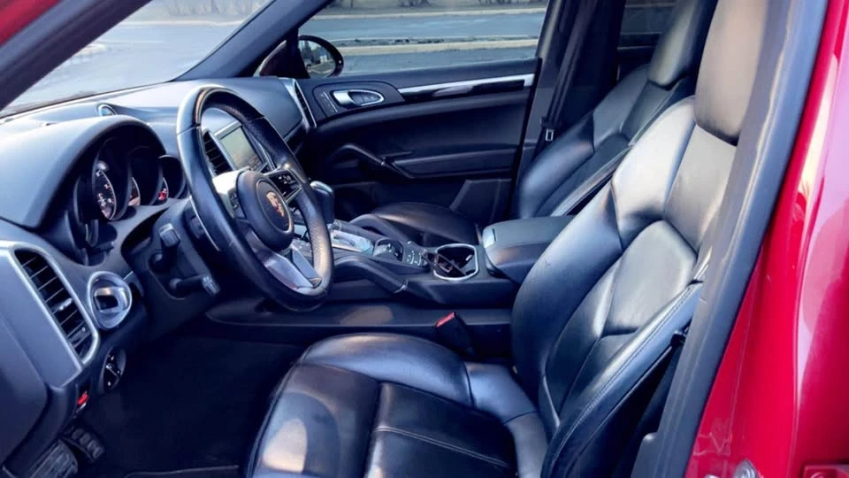 2016 Porsche 958 Cayenne - Image 10 of 11