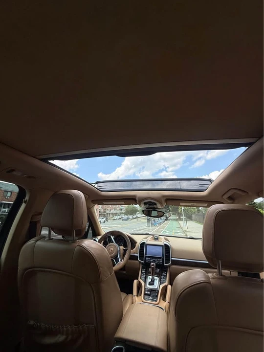 2016 Porsche 958 Cayenne - Image 4 of 11