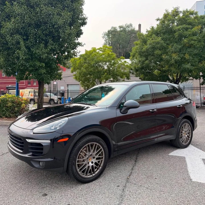 2016 Porsche 958 Cayenne - Image 3 of 10