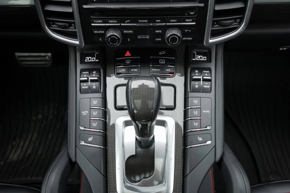 2016 Porsche 958 Cayenne - Image 18 of 20