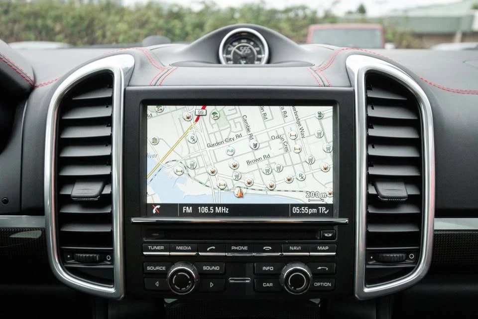 2016 Porsche 958 Cayenne - Image 17 of 20