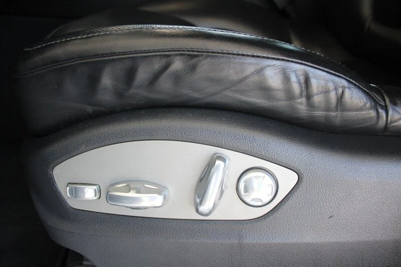 2016 Porsche 958 Cayenne - Image 17 of 20