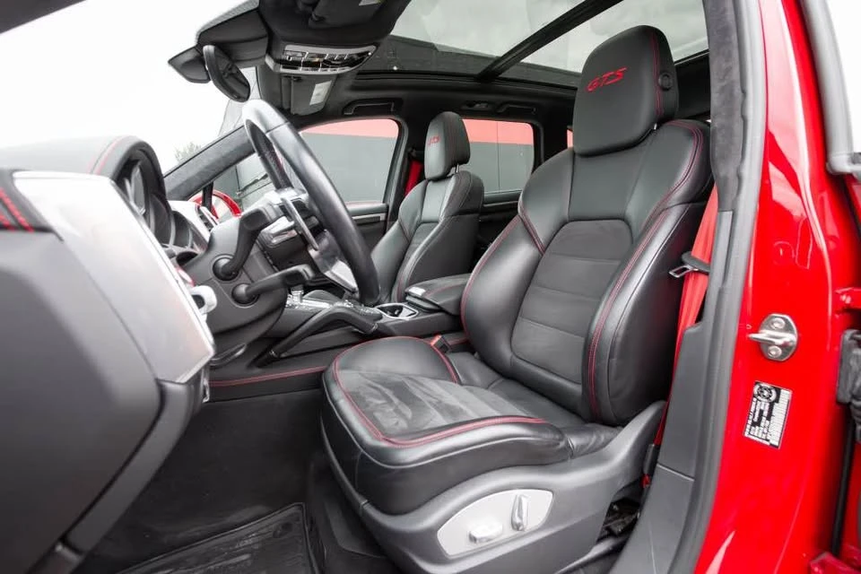 2016 Porsche 958 Cayenne - Image 9 of 16