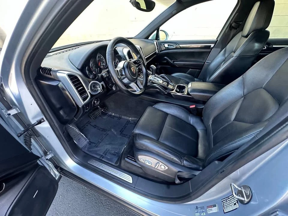 2016 Porsche 958 Cayenne - Image 9 of 18