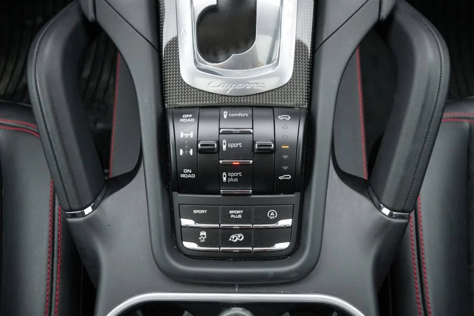 2016 Porsche 958 Cayenne - Image 19 of 20