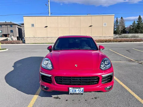 2016 Porsche Cayenne Platinum Edition
